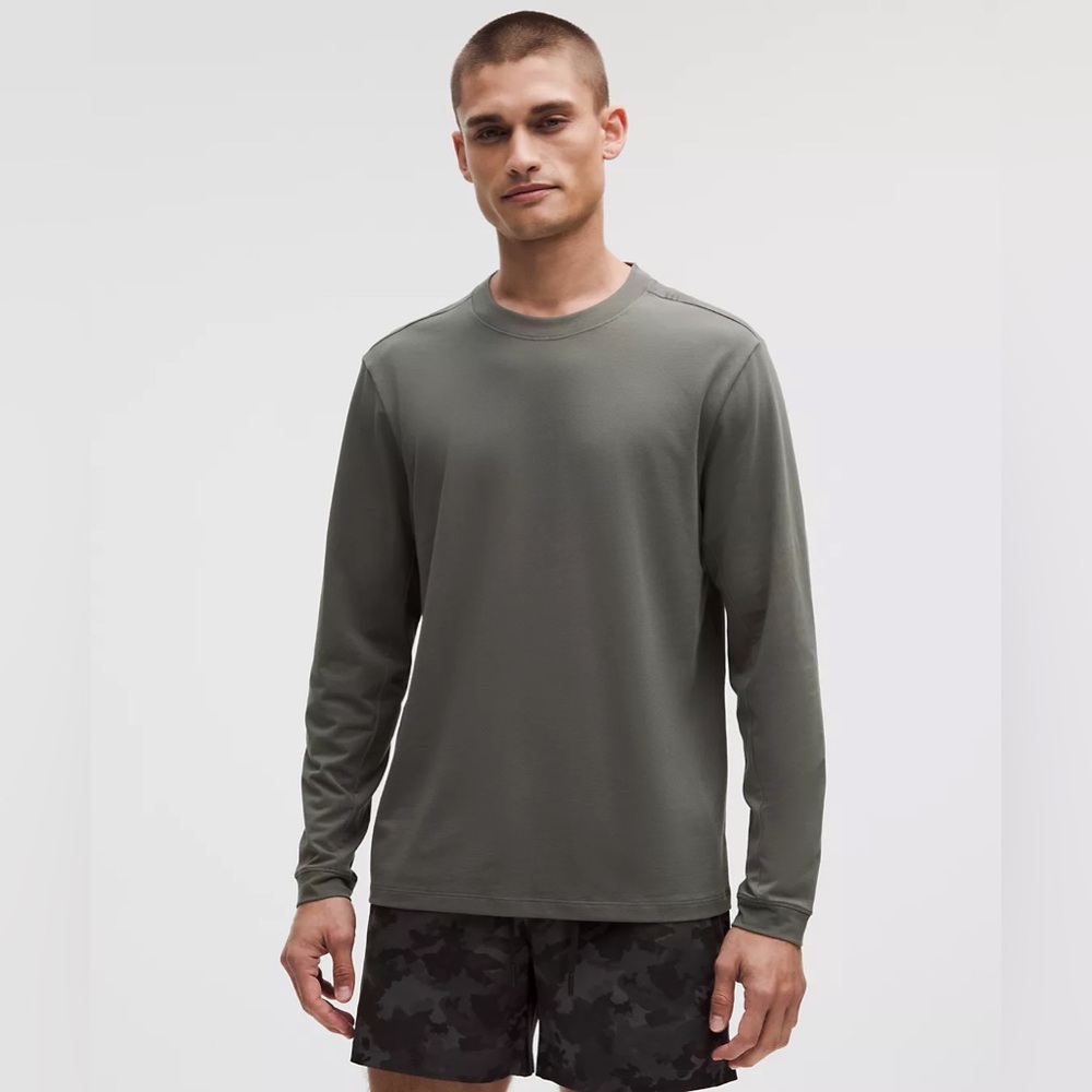 Lululemon License to Train Men's Long Sleeve Shirt